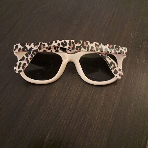 Kids animal print sunglasses