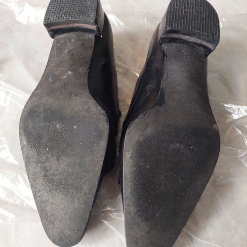 Lodi women's leather shoes size 37 like new, black