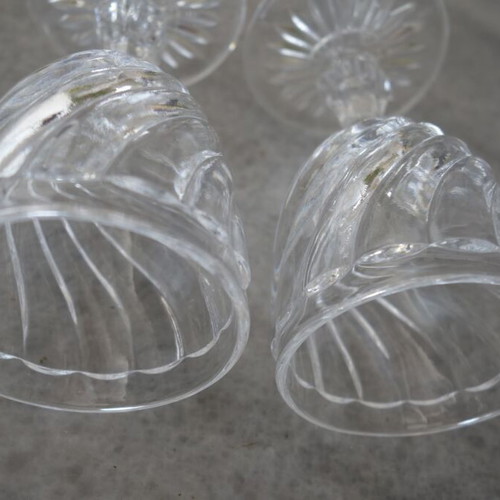 Baccara vintage crystal wine glasses like new, set of 2