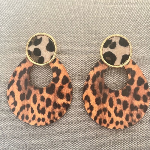 Leopard earrings like new, multicolored