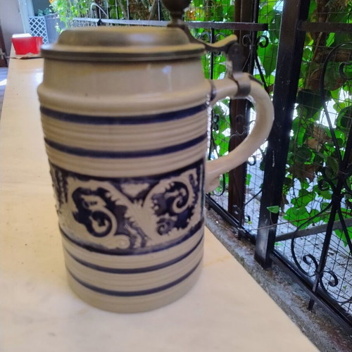 König Pilsener German Beer Stein ceramic mug with pewter lid