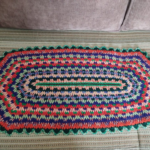 Vintage handmade knitted rug used, 88x42 cm
