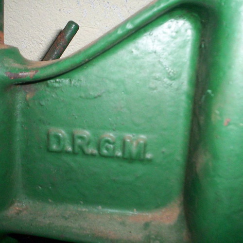 Hand-operated column drill used