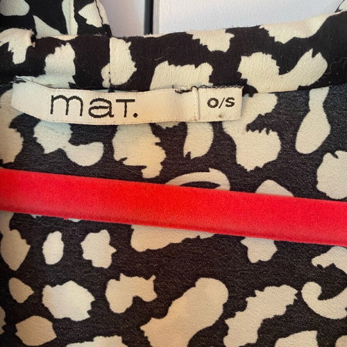 Mat Fashion dress like new, animal print with hood and zipper