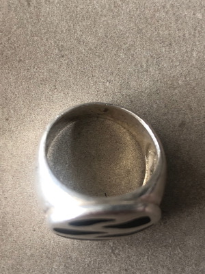Silver 925 solid ring used in excellent condition
