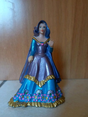 Papo figure used with defect on left hand