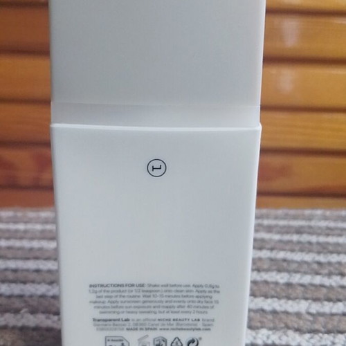 Transparent Oil Control Sunscreen SPF50 like new, dry touch