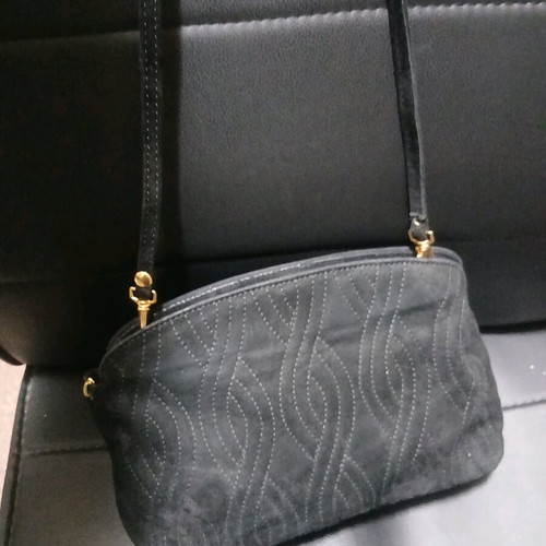 Women's bag like new, black, with detachable strap