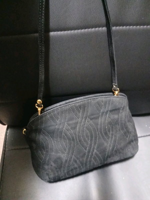 Women's bag like new, black, with detachable strap