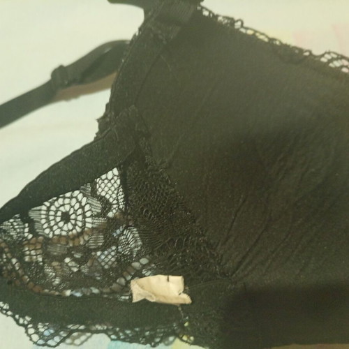 Lace bra used, size 75B, black