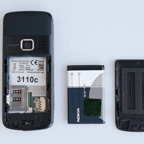 Nokia 3110c used with Greek menu, battery and charger