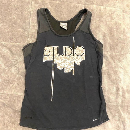 Nike black shirt like new, size M