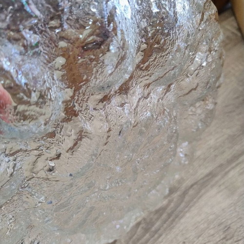 Glass egg platter like new, 30 cm diameter