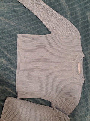 Bershka women's knitted sweater like new, light gray, size S