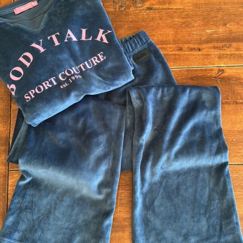 BodyTalk tracksuit for 10-year-old girls blue with pink letters like new