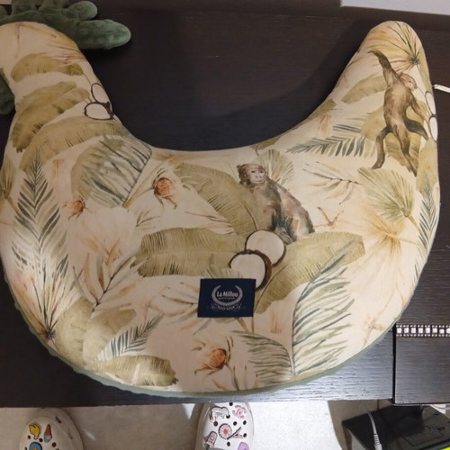 La Millou nursing pillow, multifunctional, soft minky fabric