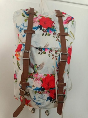 Funky Buddha floral backpack used with large space and clip button