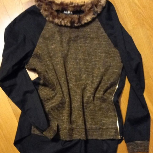 Figaro asymmetrical blouse like new, size M, black and brown