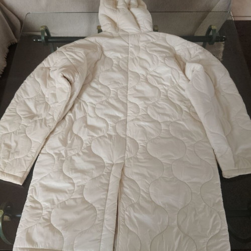 Long women's quilted jacket like new, white with hood