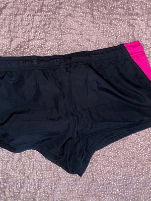 Crivit Sport Shorts used, waterproof, size L, black and pink