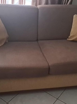 Καναπέδες 2θέσιοι και 3θέσιοι μεταχειρισμένοι