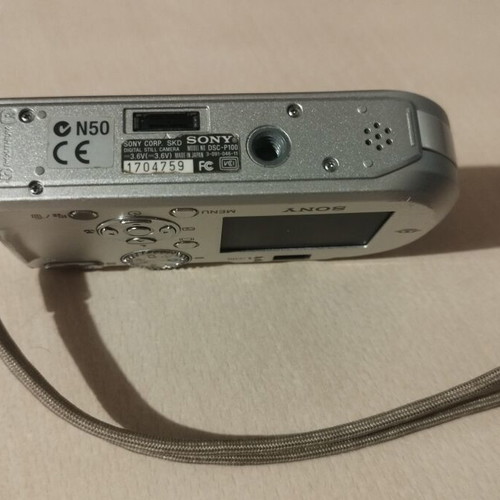 Sony DSC-P100 camera used with memory stick PRO 256mb
