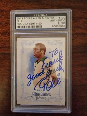 Pele autograph with authenticity certification like new
