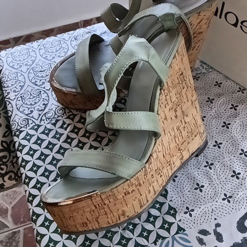 Haralas platform sandals size 37.5 used, turquoise, heel 13cm