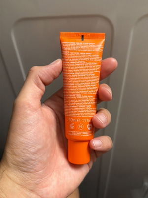 Uriage Bariesun SPF 50 tinted cream light color new