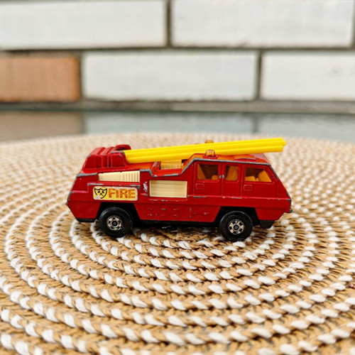 Matchbox Superfast No. 22 Blaze Buster vintage fire truck used