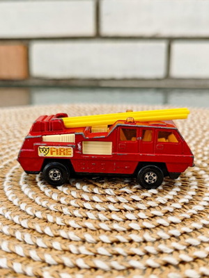 Matchbox Superfast No. 22 Blaze Buster vintage fire truck used