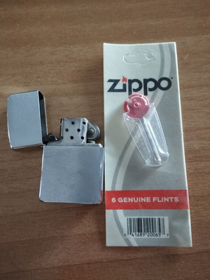 Zippo lighter used classic model with gift flints