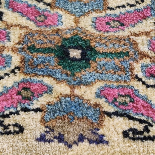Handmade chair seat rugs set of 4 like new 35x43 cm