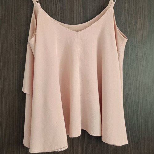 Moutaki pink top like new, size S/M