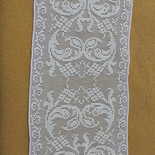 Vintage handmade filet doily used, 30x87 cm, ecru