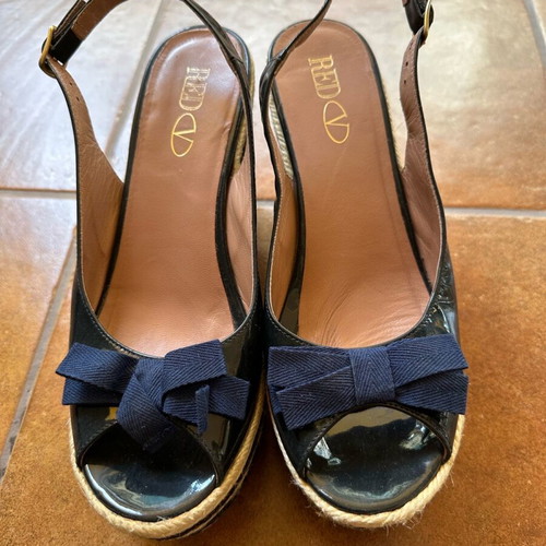Red Valentino platform sandals size 40 like new
