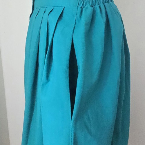 Vintage skirt 1990 midi with pockets used, green, size M