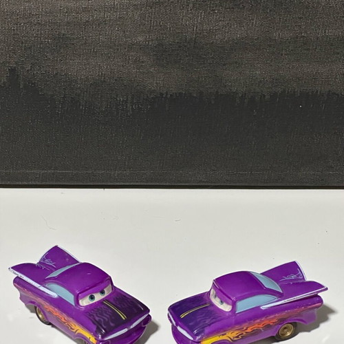 Disney Pixar Cars Ramone set of 2 purple pull back like new