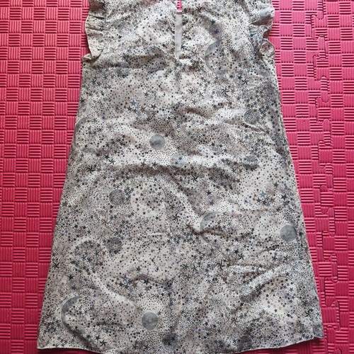 Prenatal dress for 7-8 years, like new, white and grey