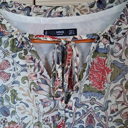 Mango dress, comfortable with pattern, size S