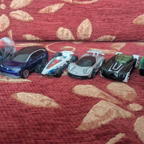 Hot Wheels, Matchbox and Majorette toy cars used 1:64 scale set