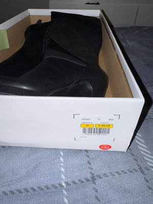Bizzy high heel knee boots, size 38, black