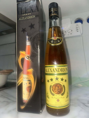 Alexandrion 5* Stars 700ml new vintage in black box