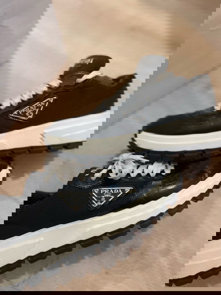 Prada αθλητικά re nylon