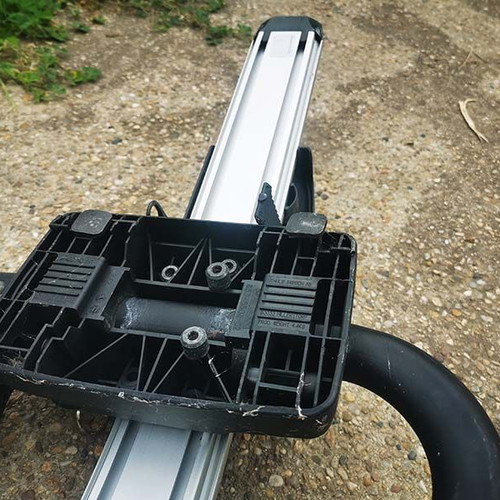 Thule ProRide 591 bicycle rack used for car