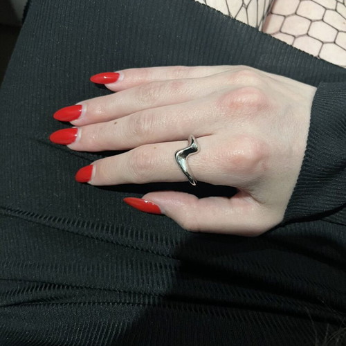 Silver ring brand new in excellent condition