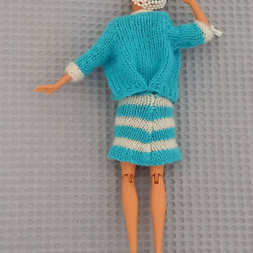 Barbie Mattel 1186 MJ. 1 NL 2015 used with handmade dress and hat