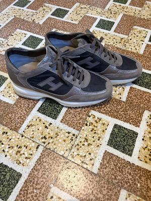 Hogan sneakers size 39, like new, beige and brown