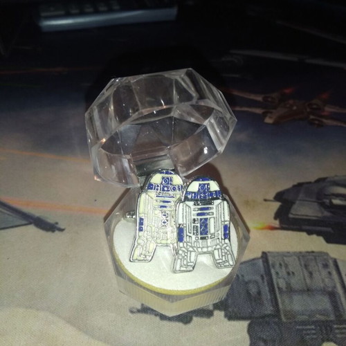 Star Wars R2-D2 collectible cufflinks new