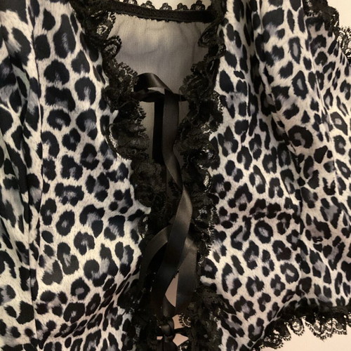Corset lingerie pajama like new with ribbons